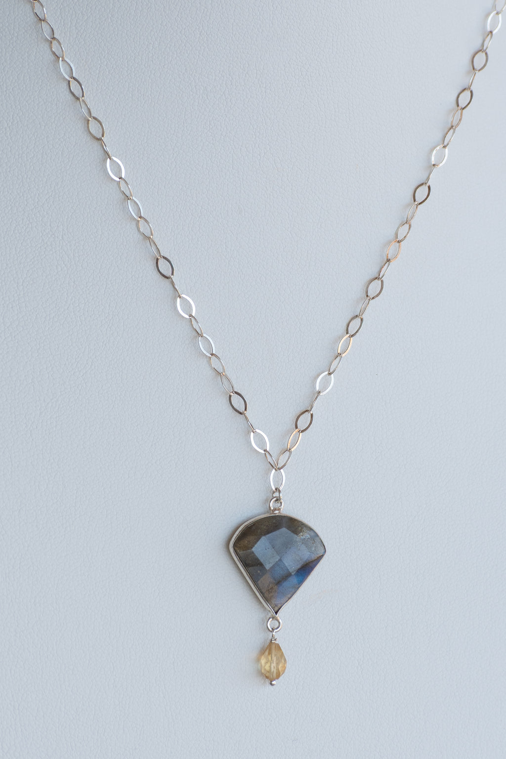 Sage & Sol - Labradorite & Citrine Pendant Necklace