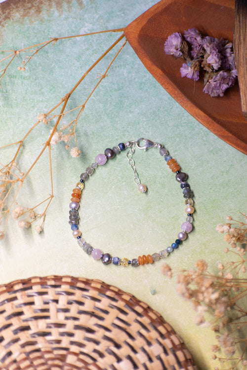 Sage & Sol - Carnelian, Labradorite, Pearl Collage Bracelet