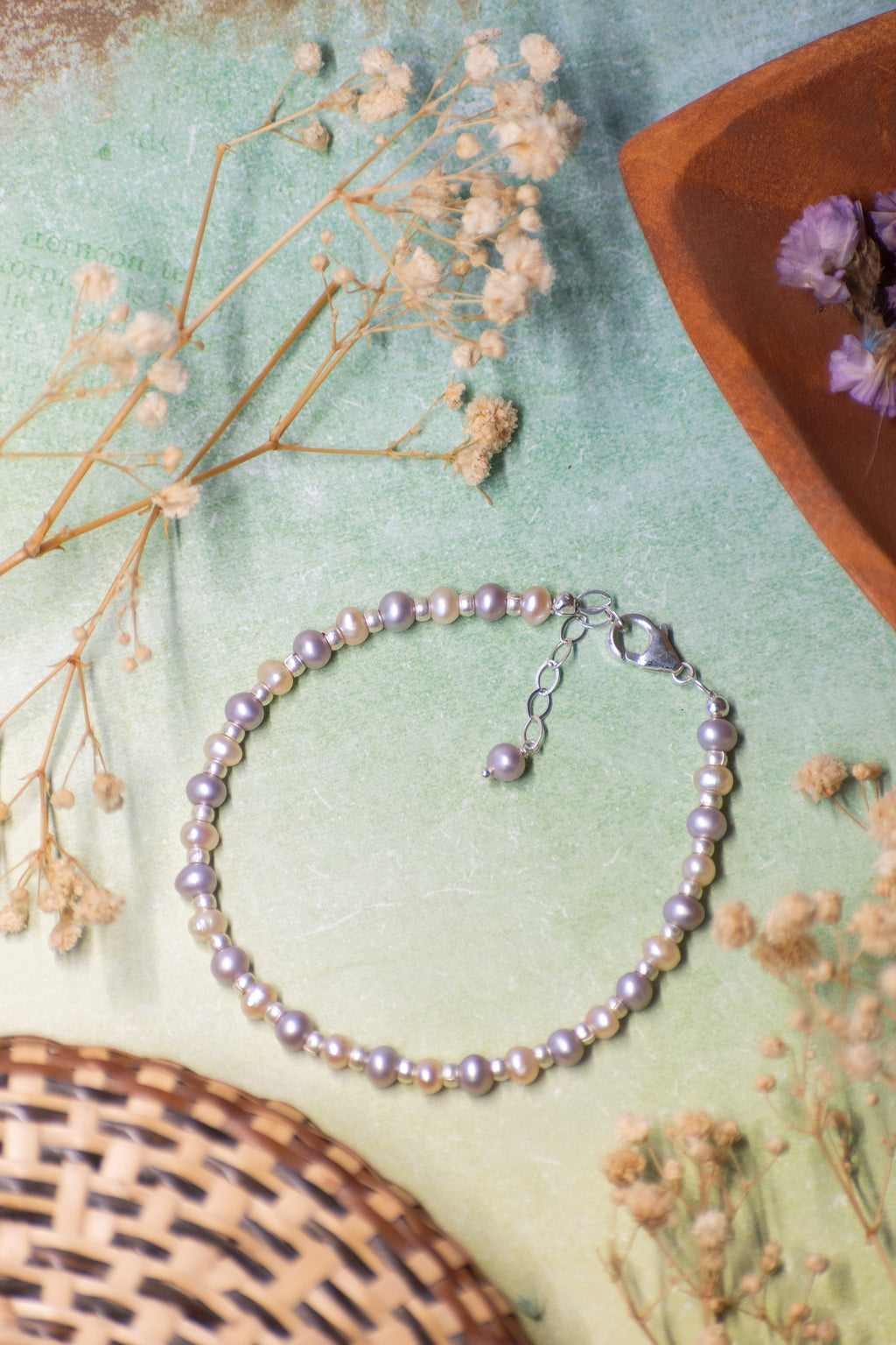 Sage & Sol - Alternating Freshwater Pearl Bracelet