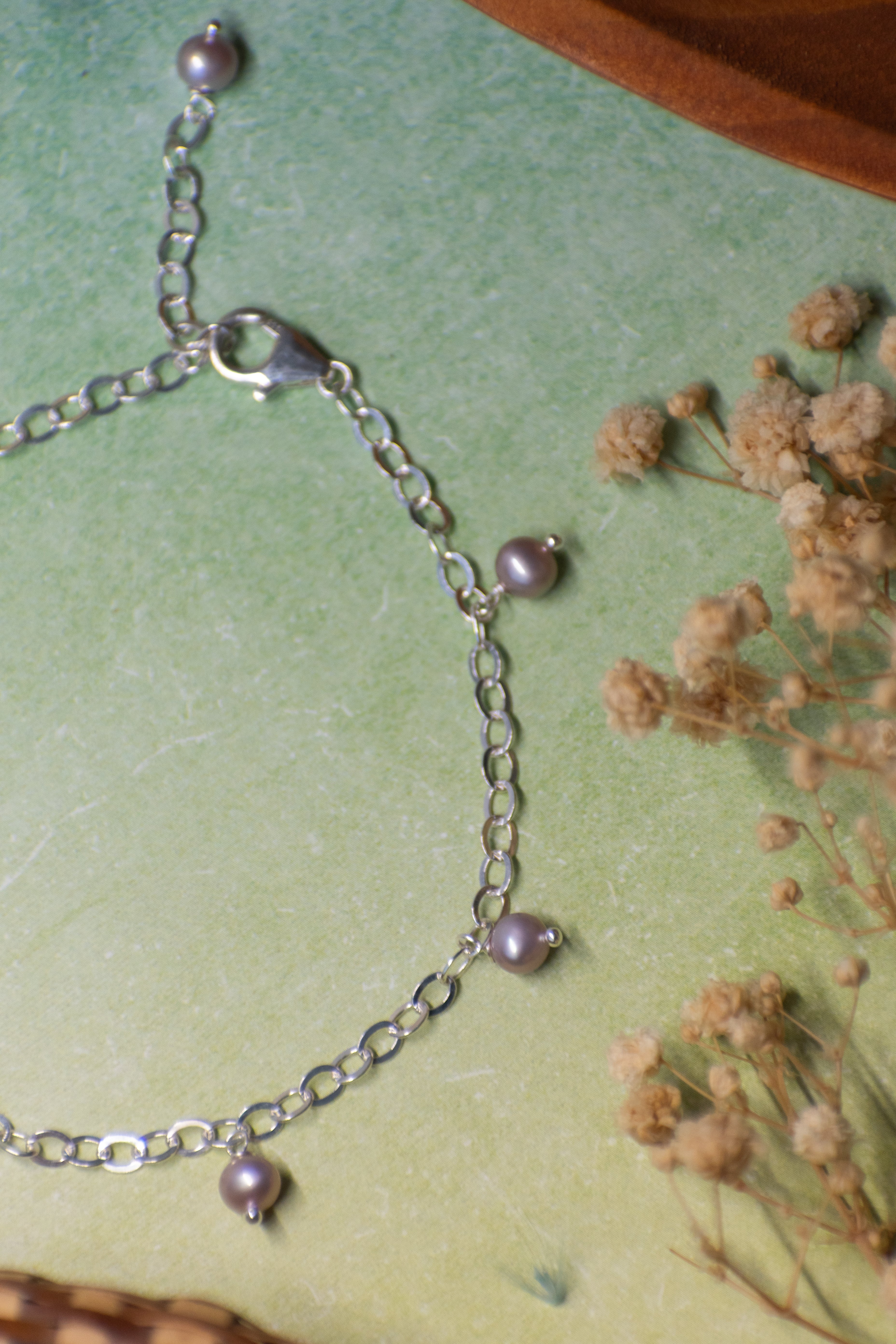 Sage & Sol - Lavender Freshwater Pearl Charm Style Bracelet